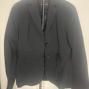 Banana Republic Black Blazer with Notched Lapels and Tailored Fit